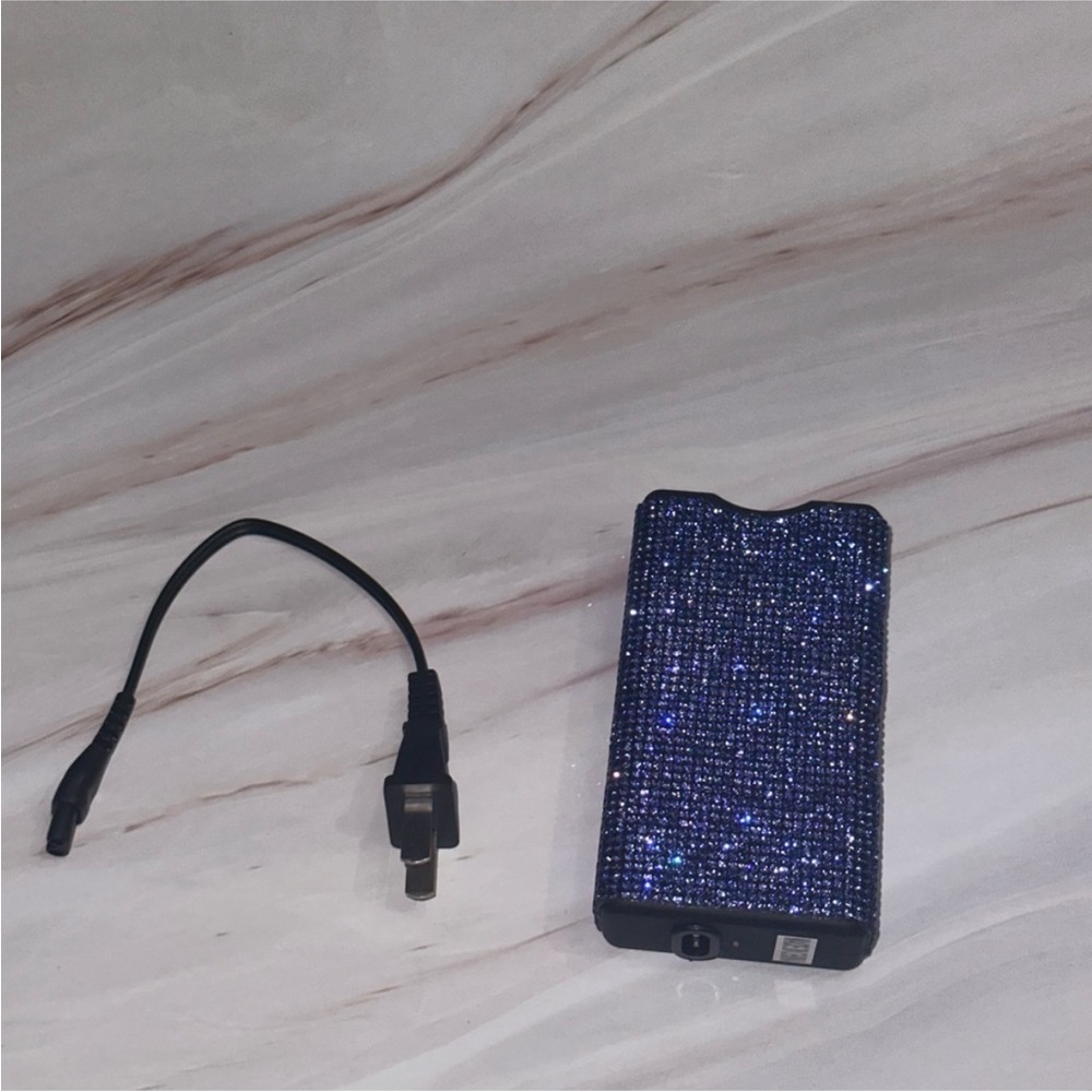 Bling Taser - Picture 4 of 5